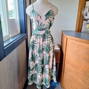 Sam & Lavi Tropical Print Dress, Size Medium, RN#114586